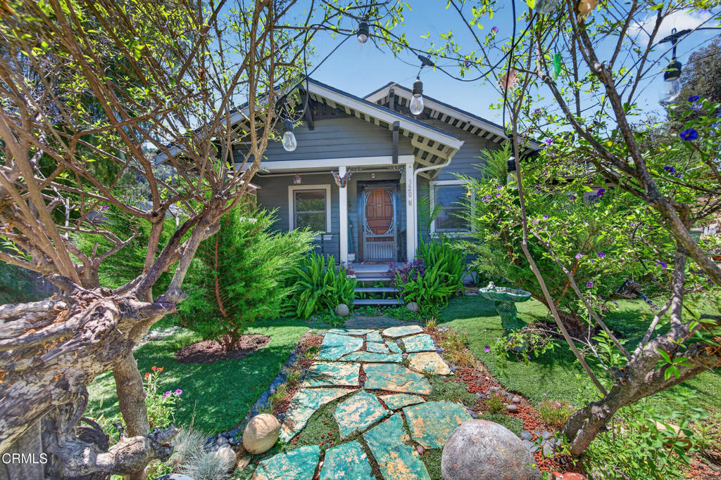 320 N Barbara Street