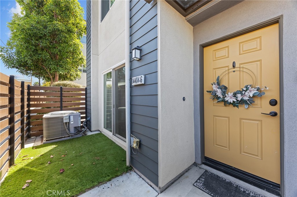 14404 Kiwi Lane 6