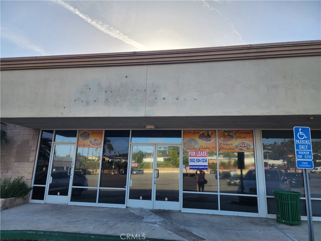 28500 WESTERN
