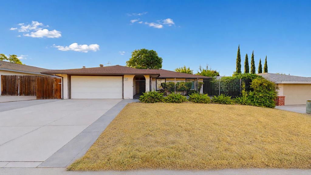 4720 Oak Ford Way
