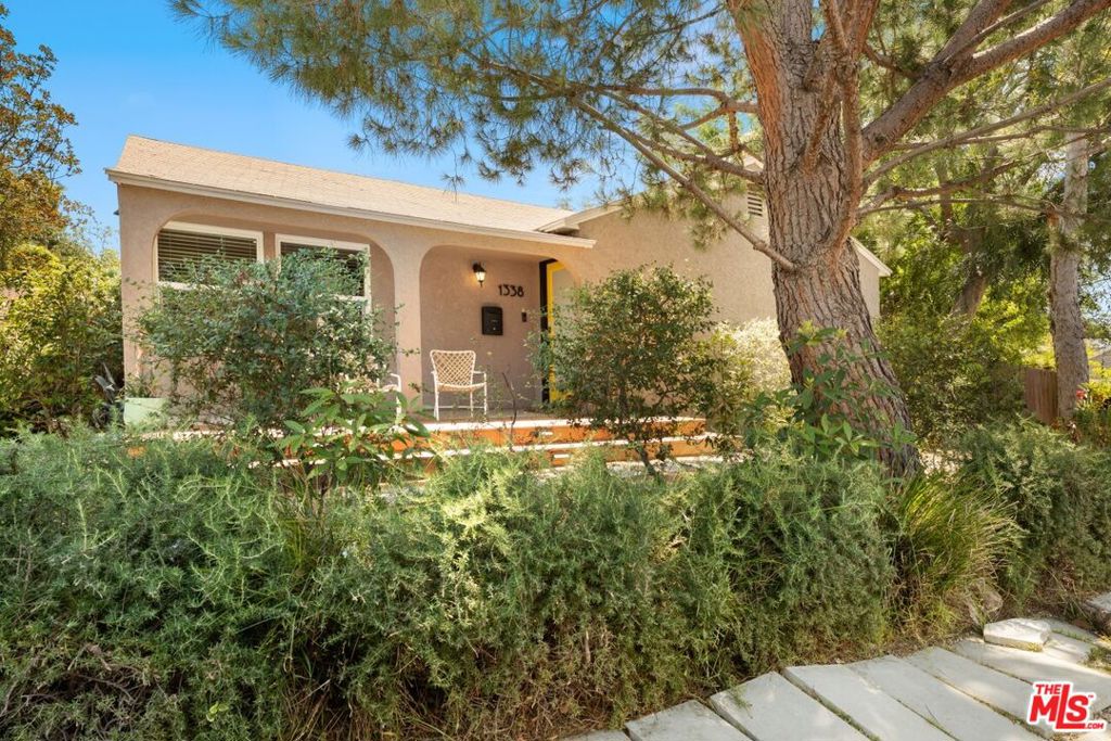 1338 Montecito Circle