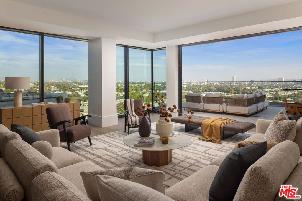8420 W Sunset Boulevard 607