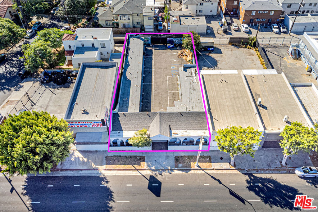 5062 W Washington Boulevard