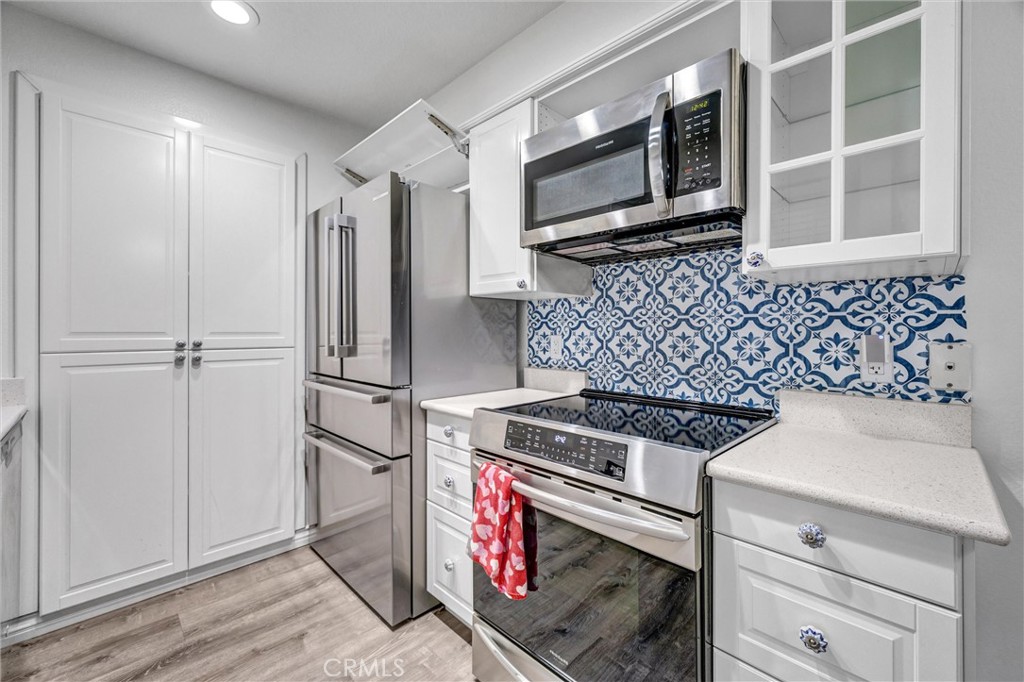 3500 S Greenville G16