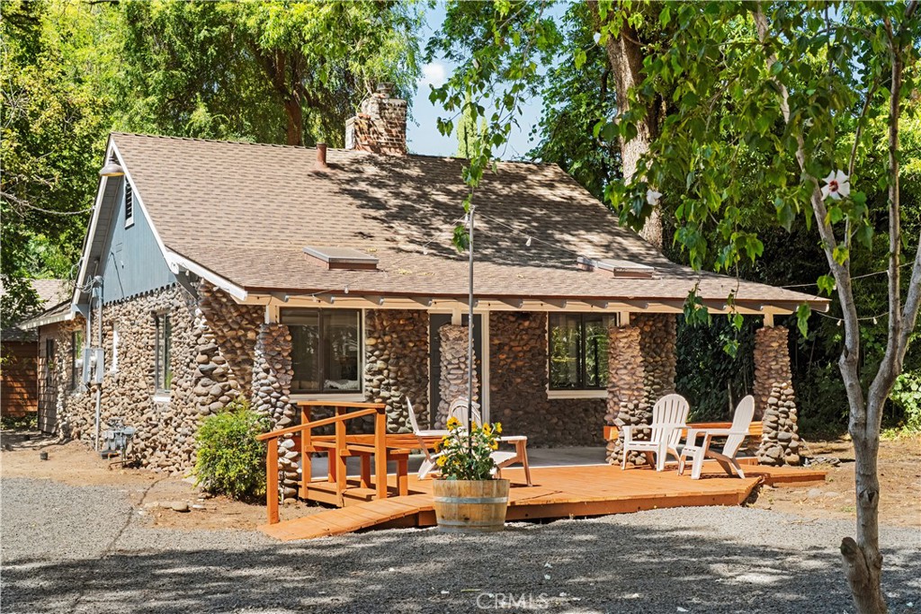 1920 W Sacramento