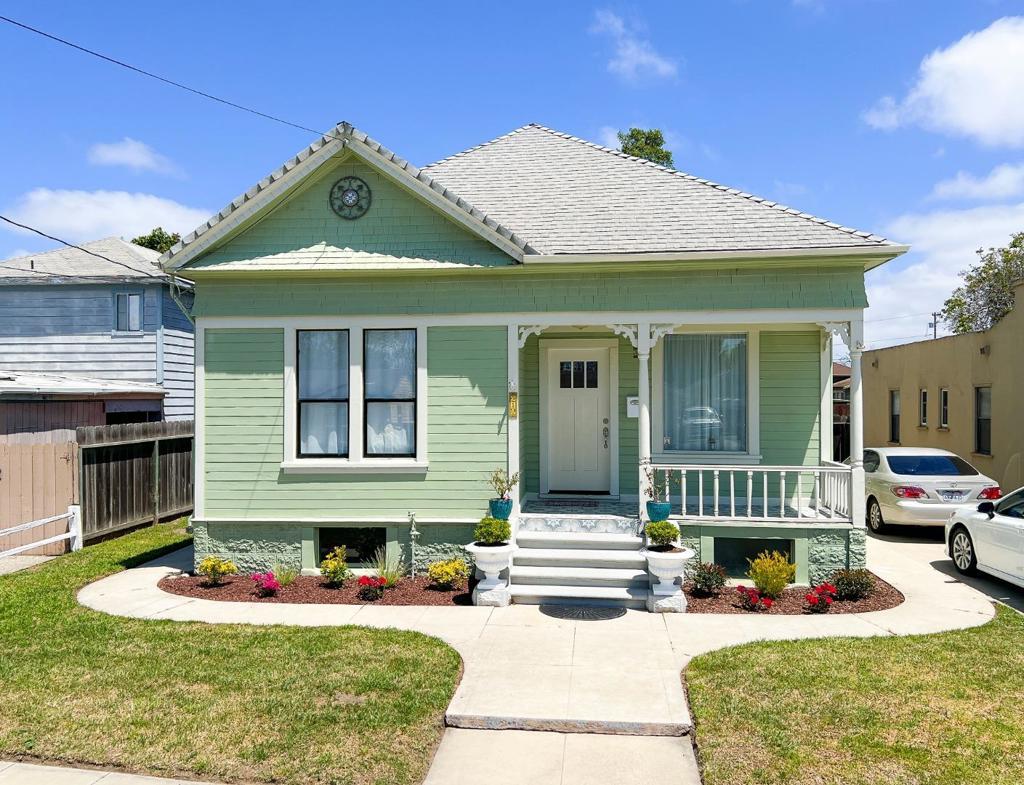 219 Harvest Street