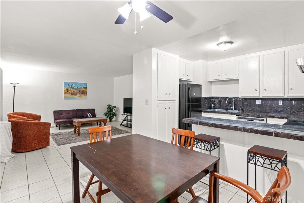 444 Obispo Avenue 3