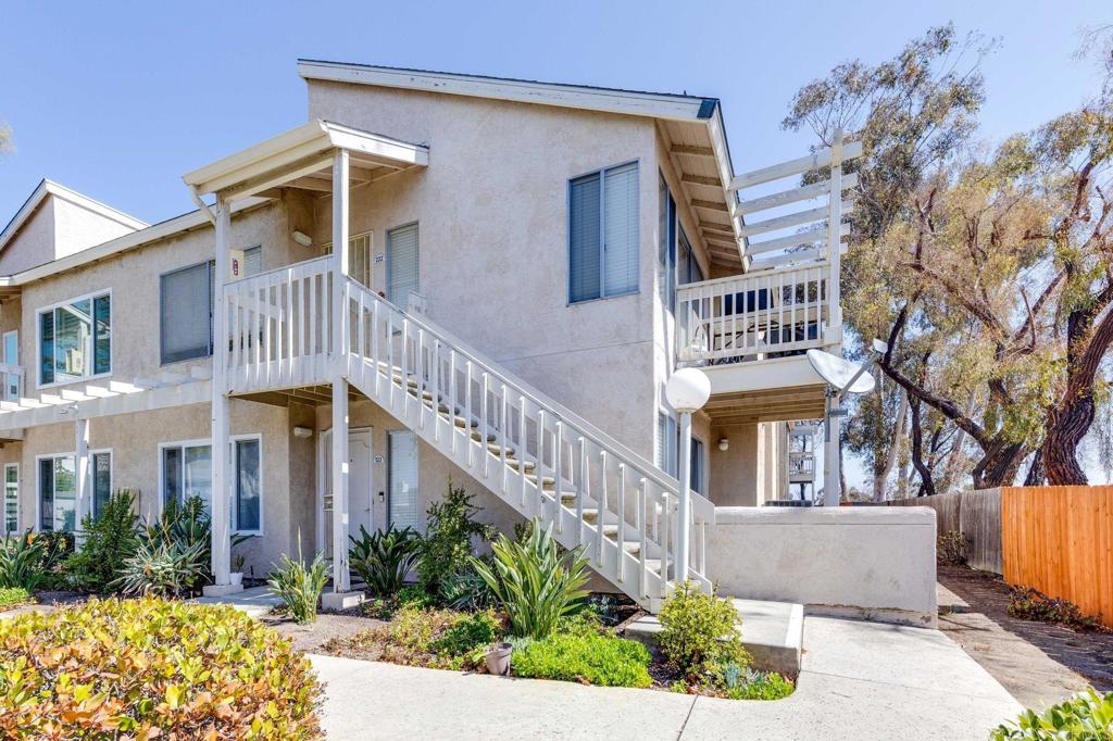 201 Diamond Way 222