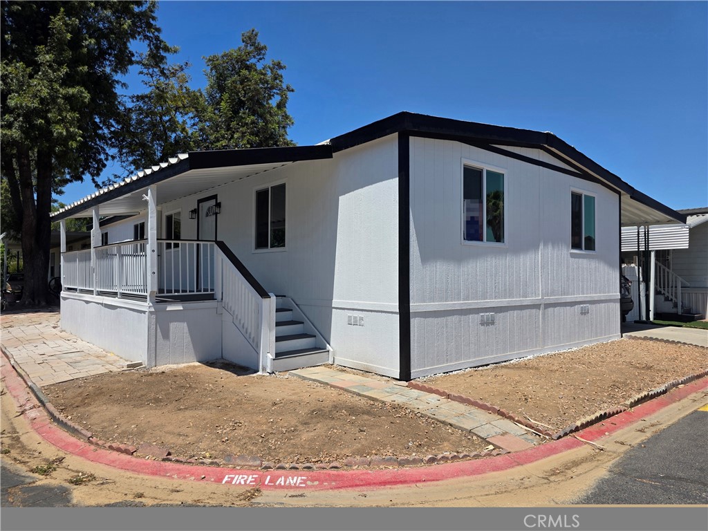 350 San Jacinto Avenue 198