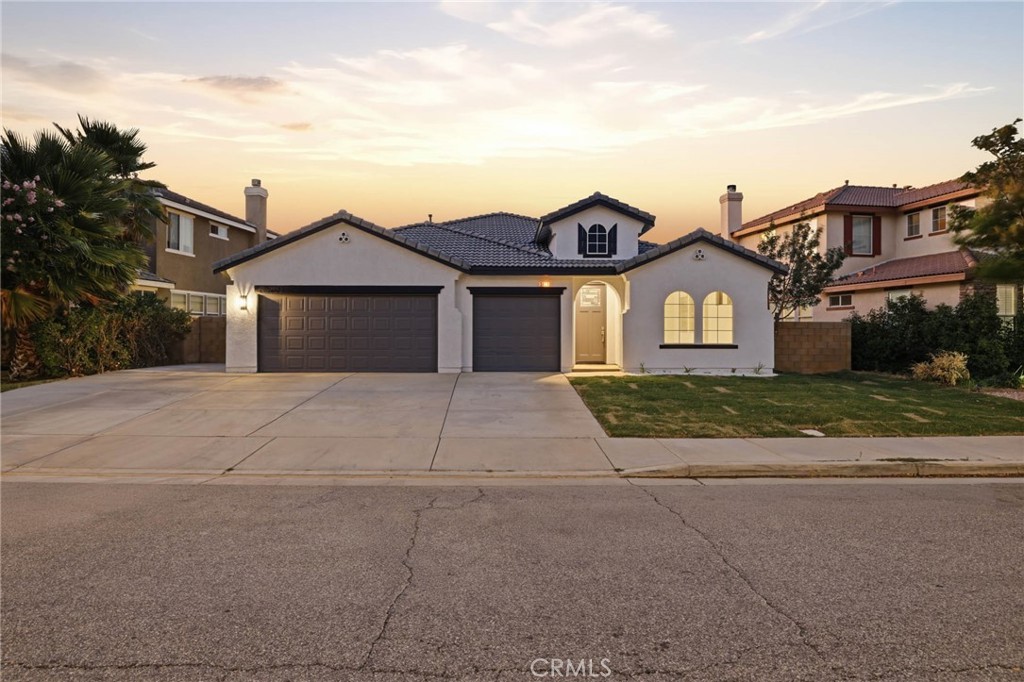 3727 Club Rancho