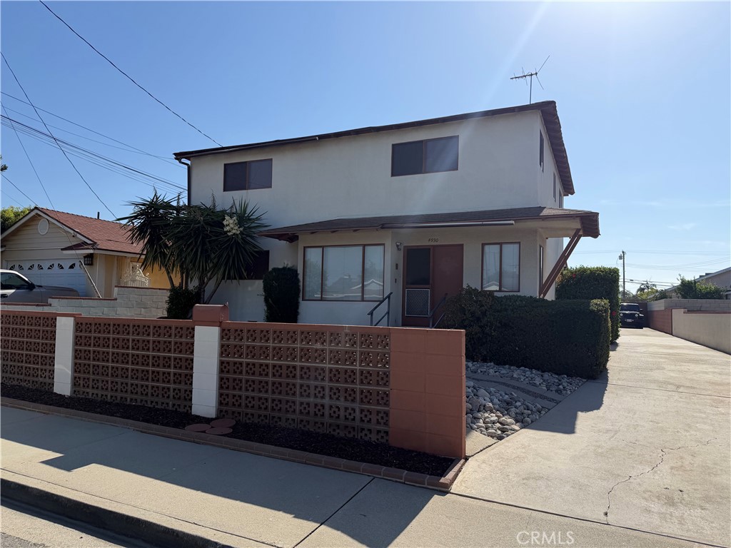 4930 Benham