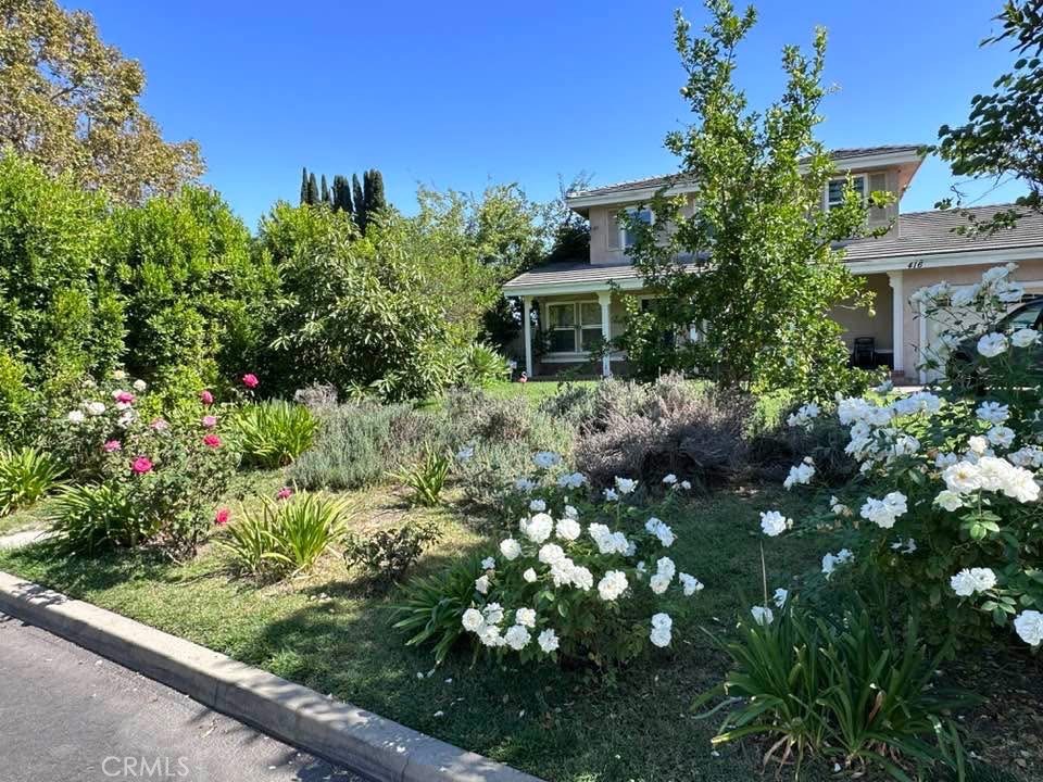 412 Magellan Road