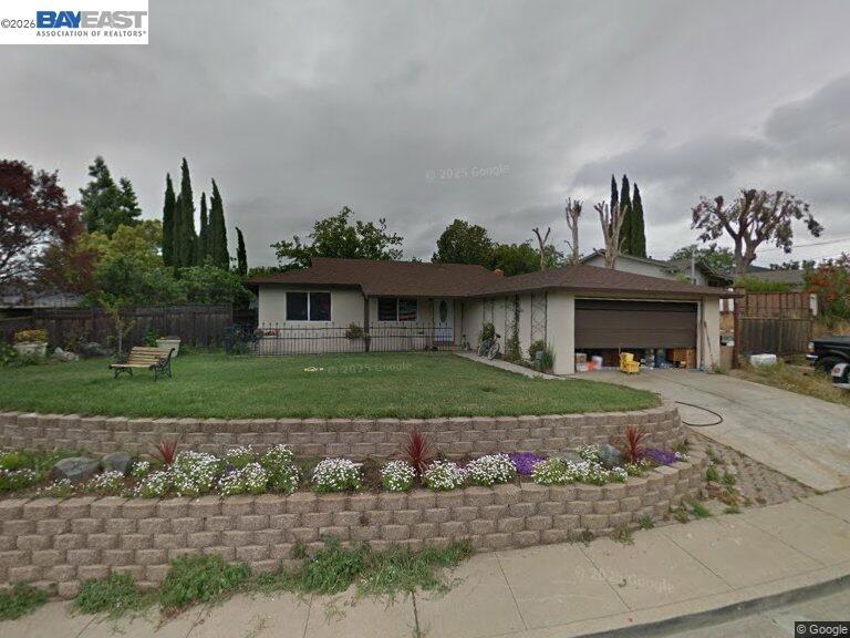 1419 Kansas Cir