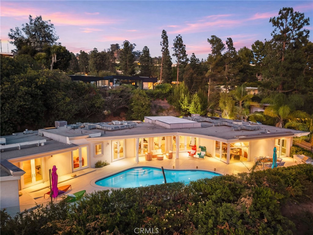 1625 Loma Vista