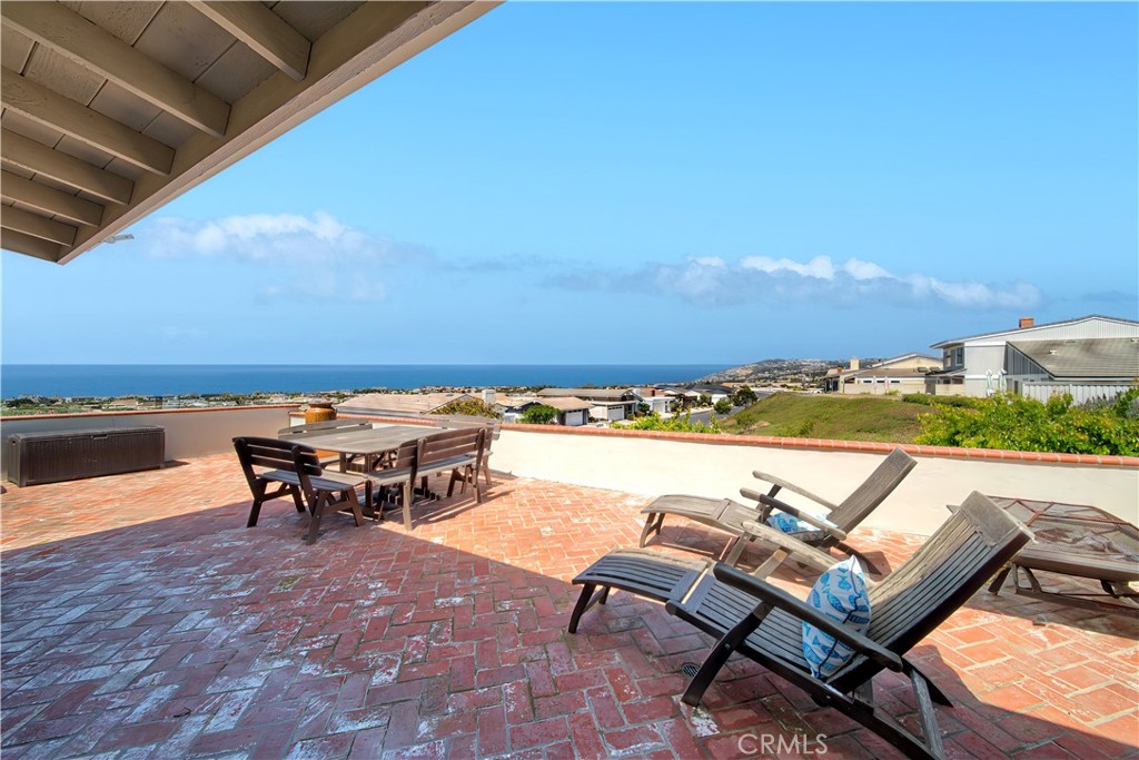 24101 Windward