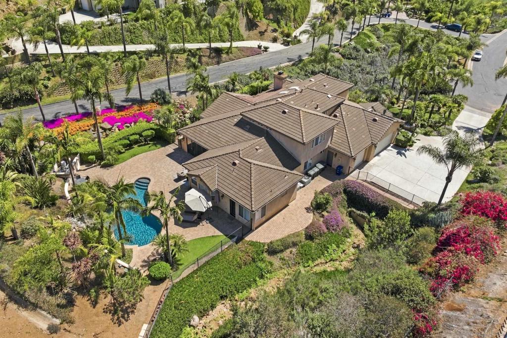 708 Vista Canyon