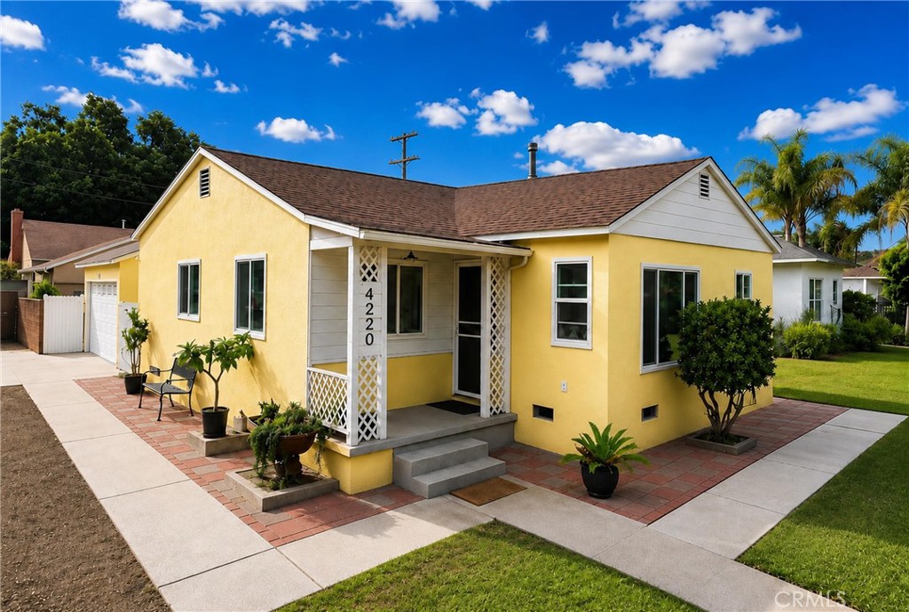4220 Douglass