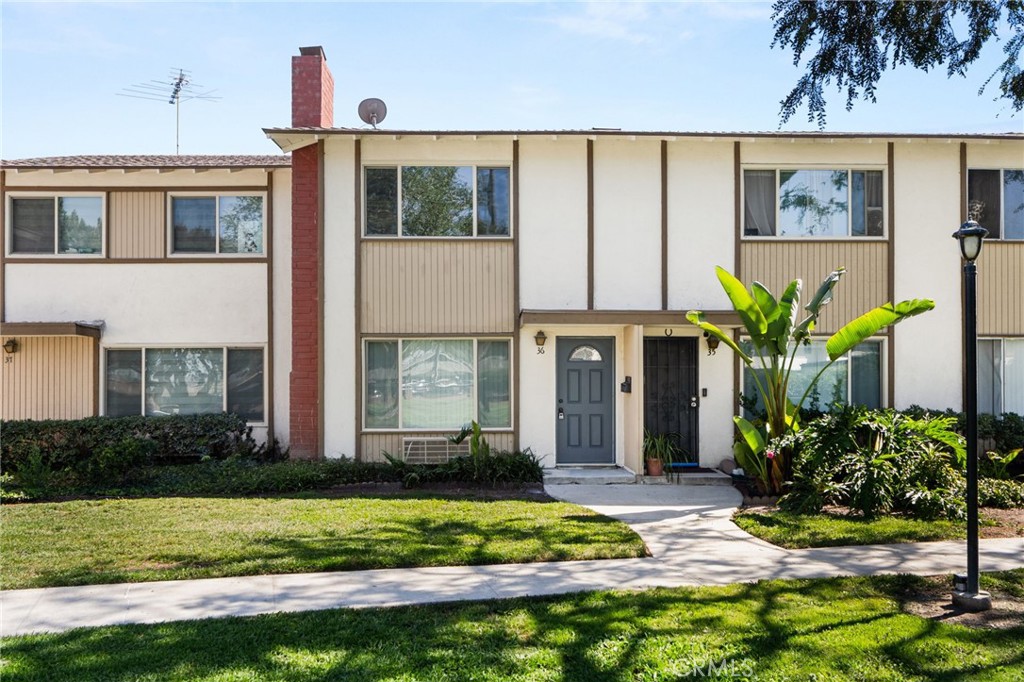 1722 Mitchell 36