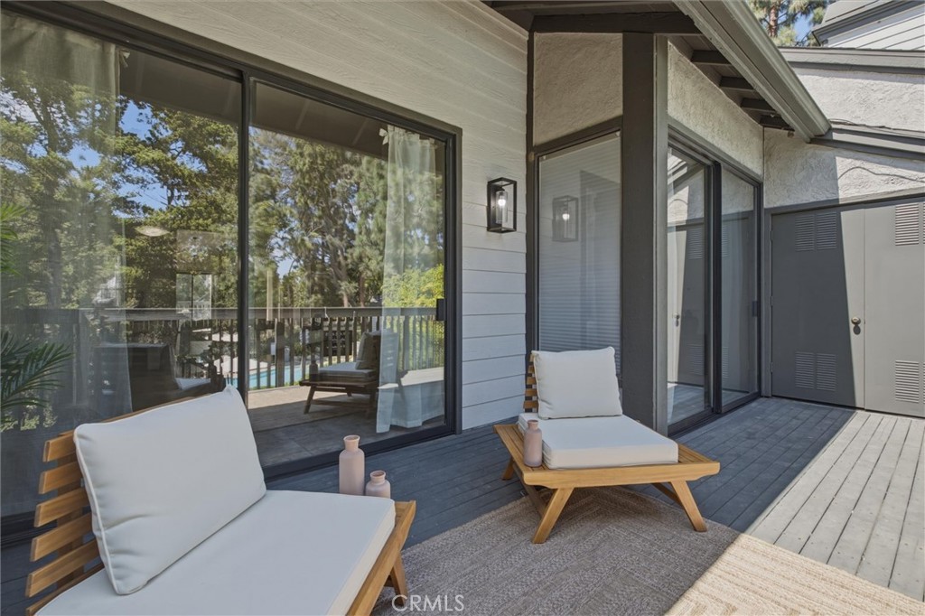 2538 W Macarthur Boulevard #J