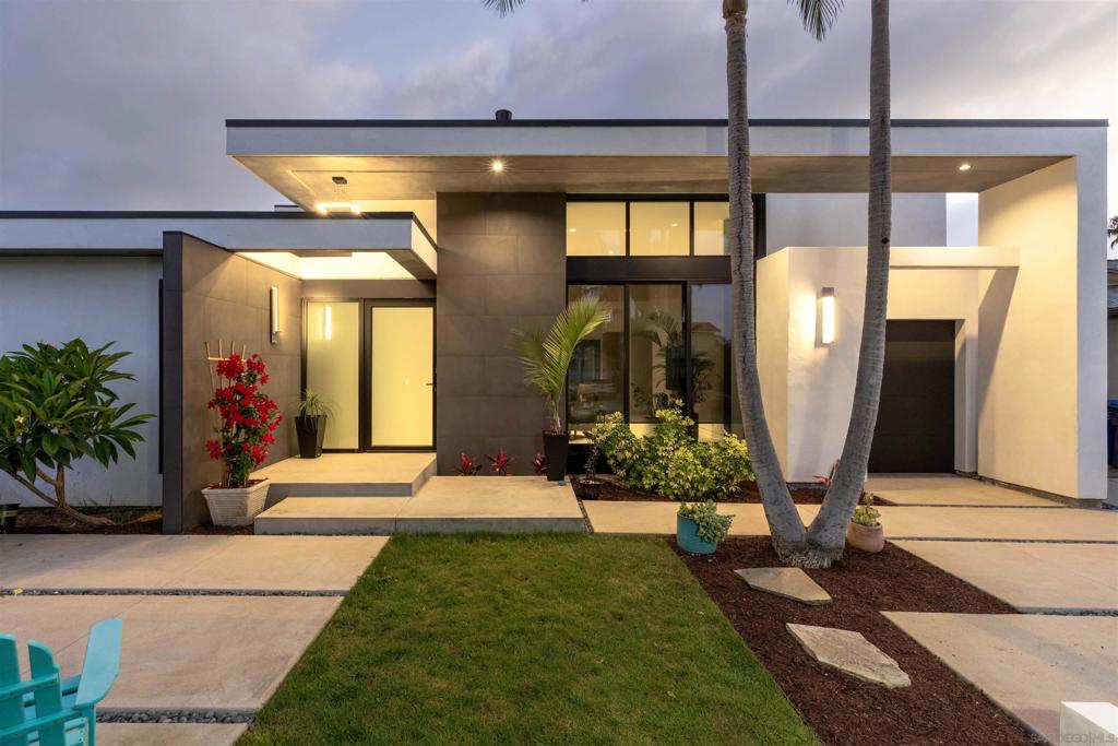 5065 67 Los Robles Dr.
