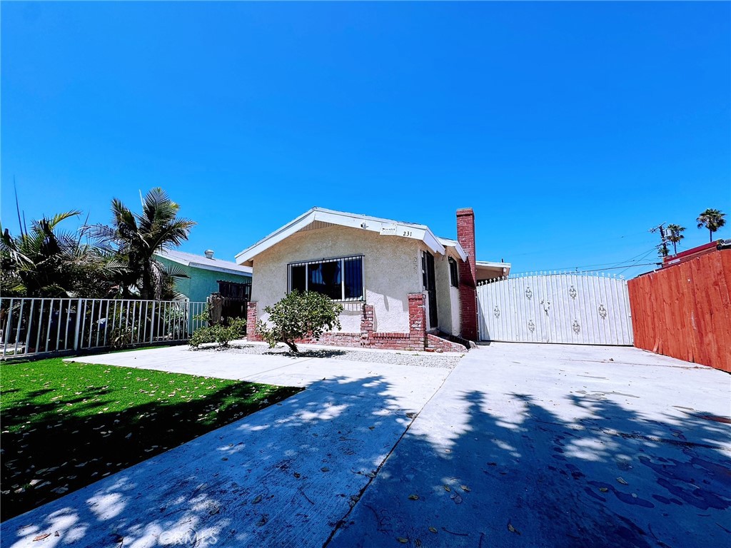 231 E 105TH Street