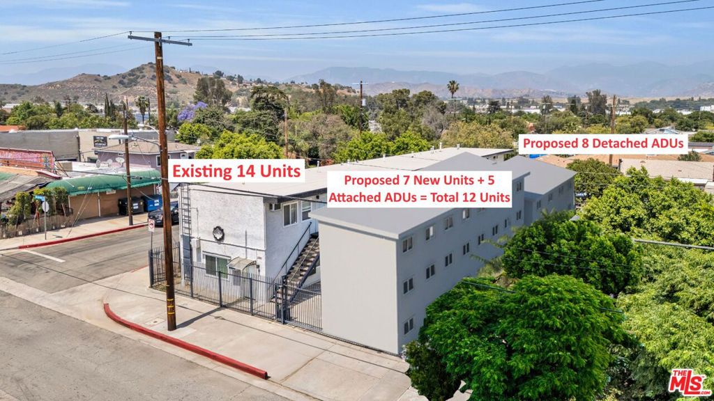 12602 Correnti Street