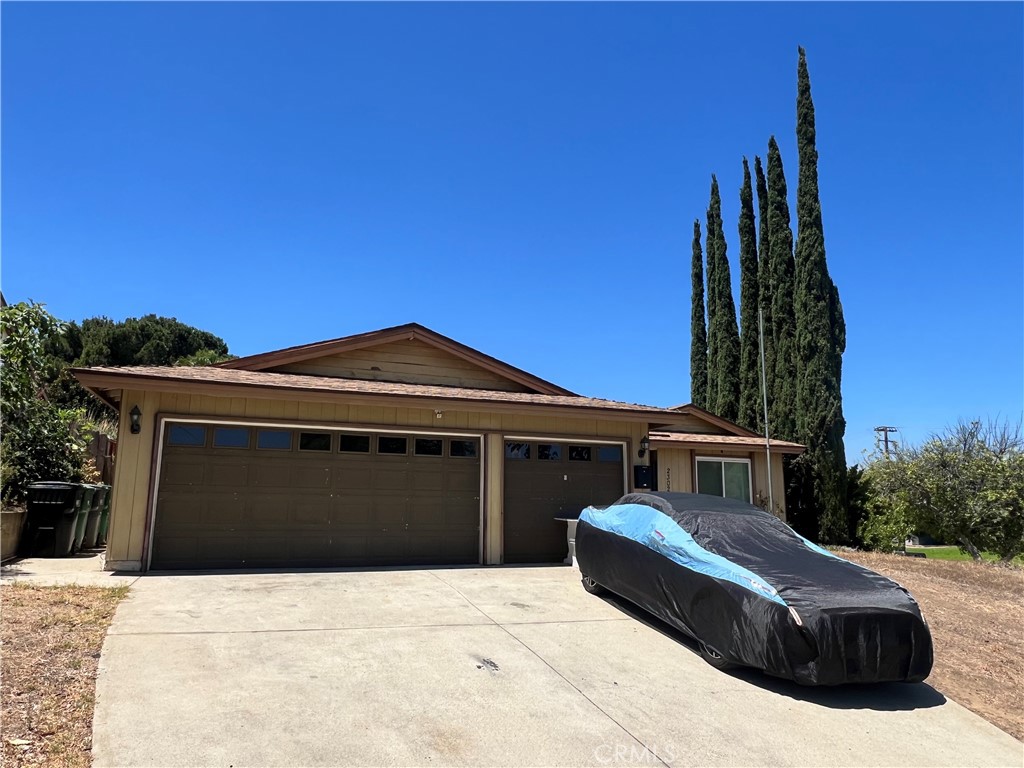 2302 Avenida Del Vista