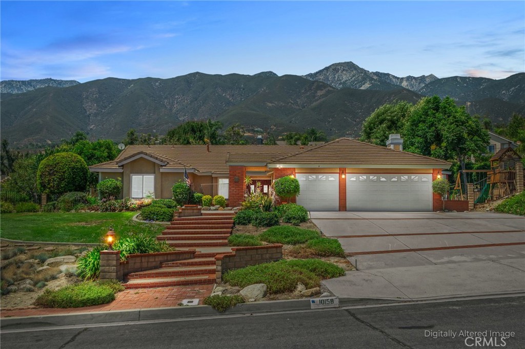 10158 Woodridge