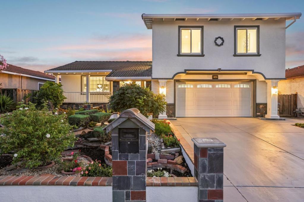 1143 Summerwings Court