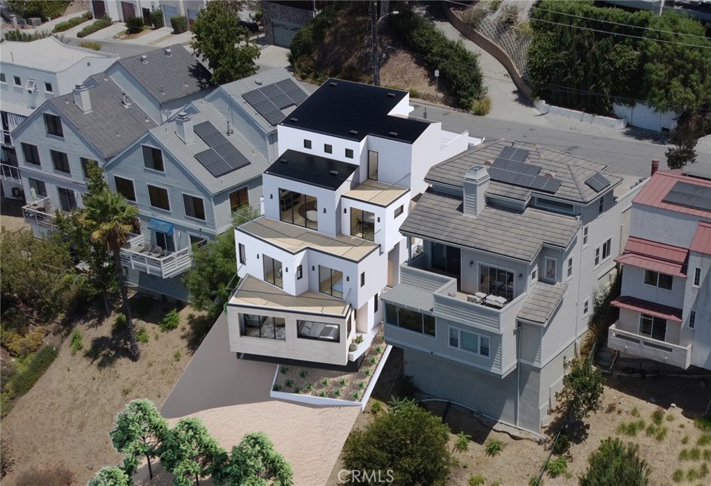 1931 Hanscom Drive