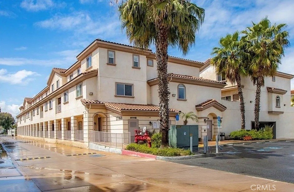 17168 Newhope 202