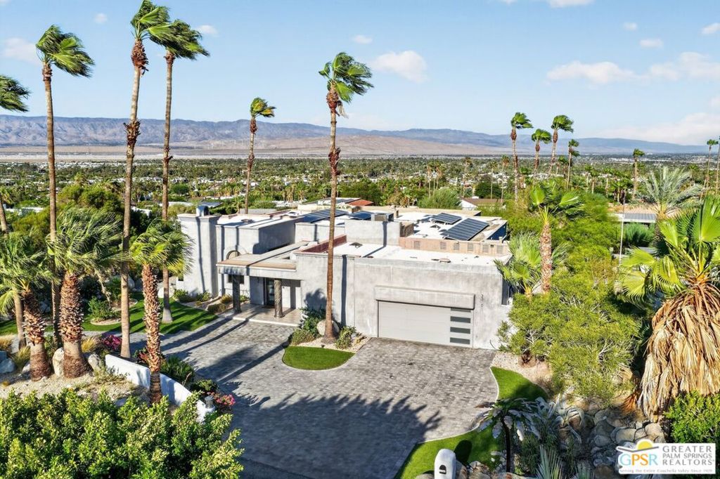 2300 N Vista Drive