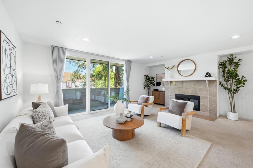 1500 Sherman Avenue 2E
