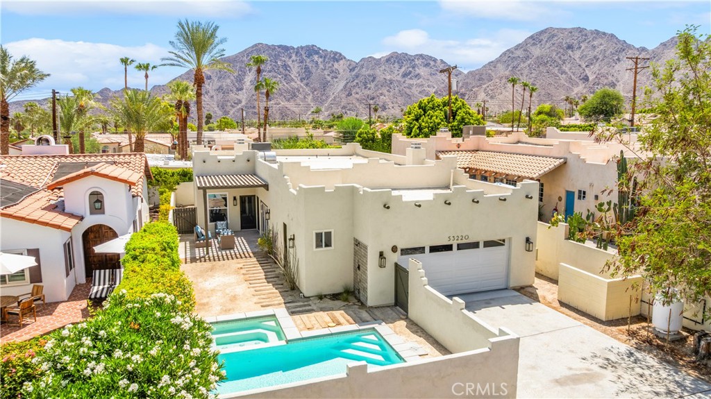 53220 Avenida Juarez