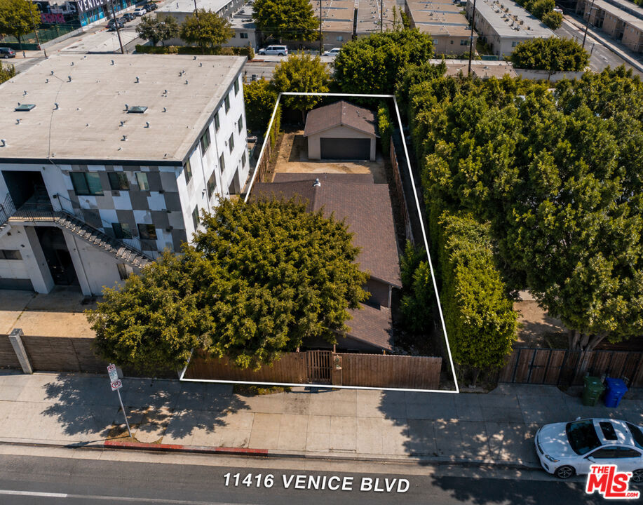 11416 Venice Boulevard