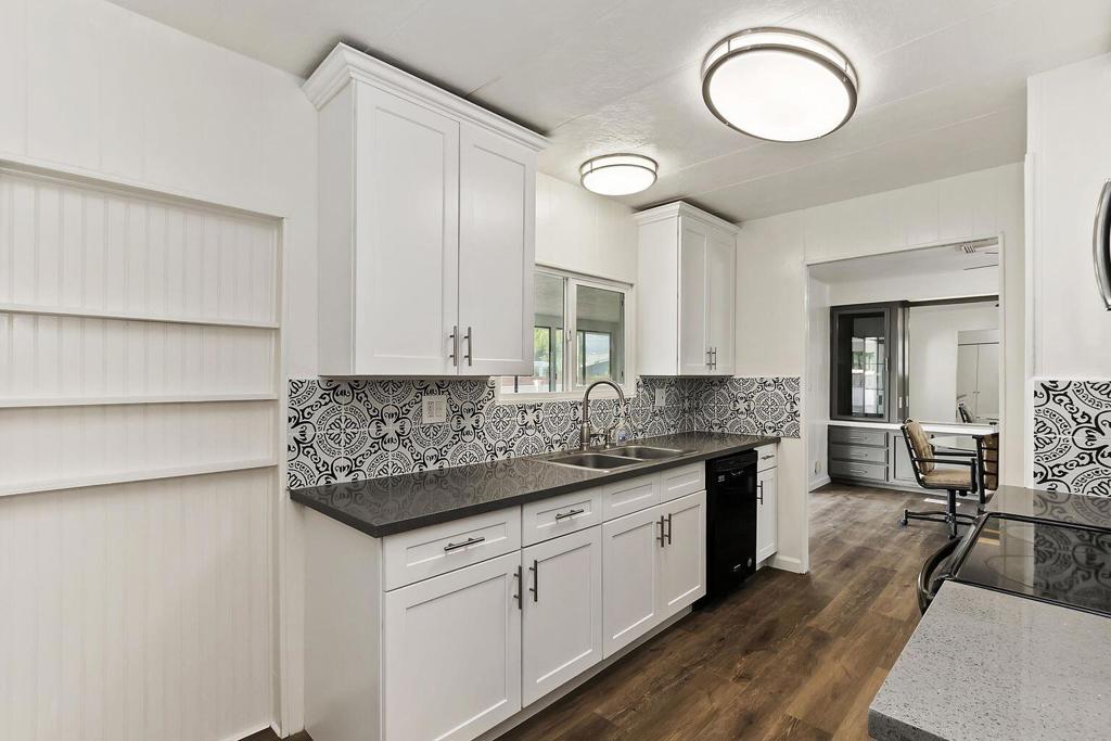 33530 Carlsbad Circle