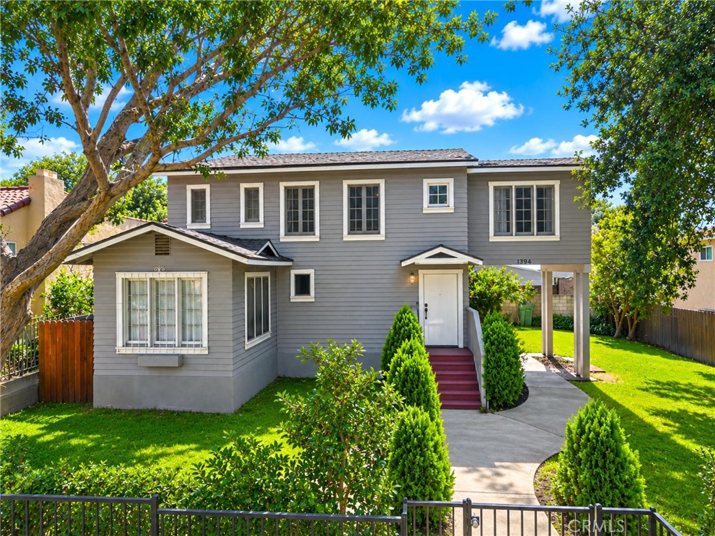 1394 N Raymond 2