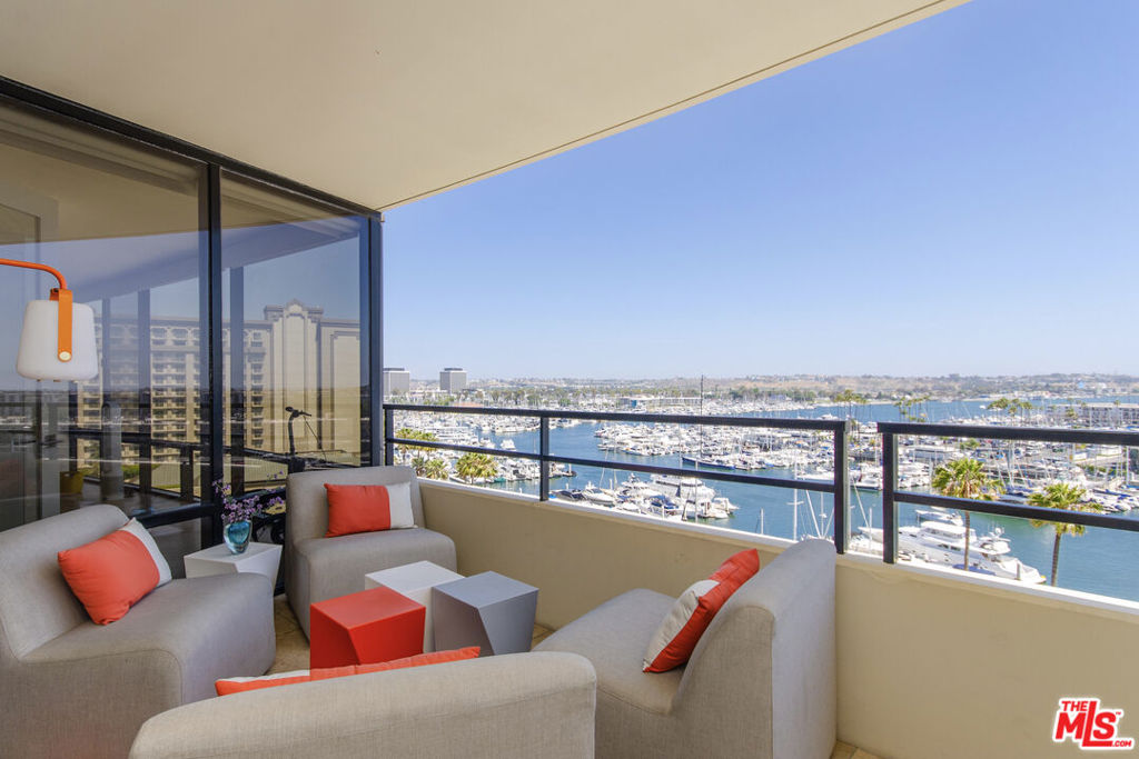 4335 Marina City 642