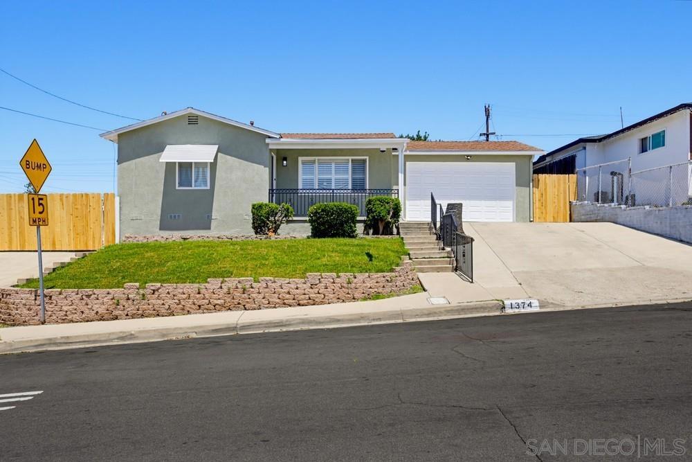 5374 Bonita Dr