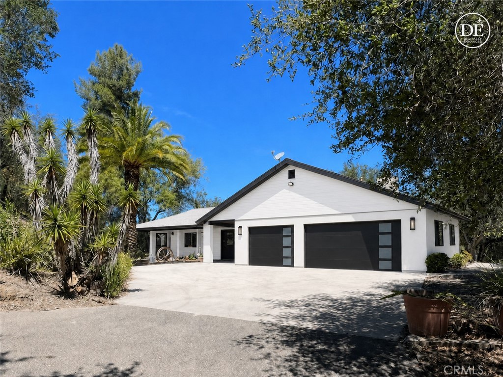 26355 Avenida del Oro