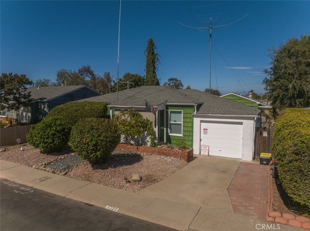 4325 Athens