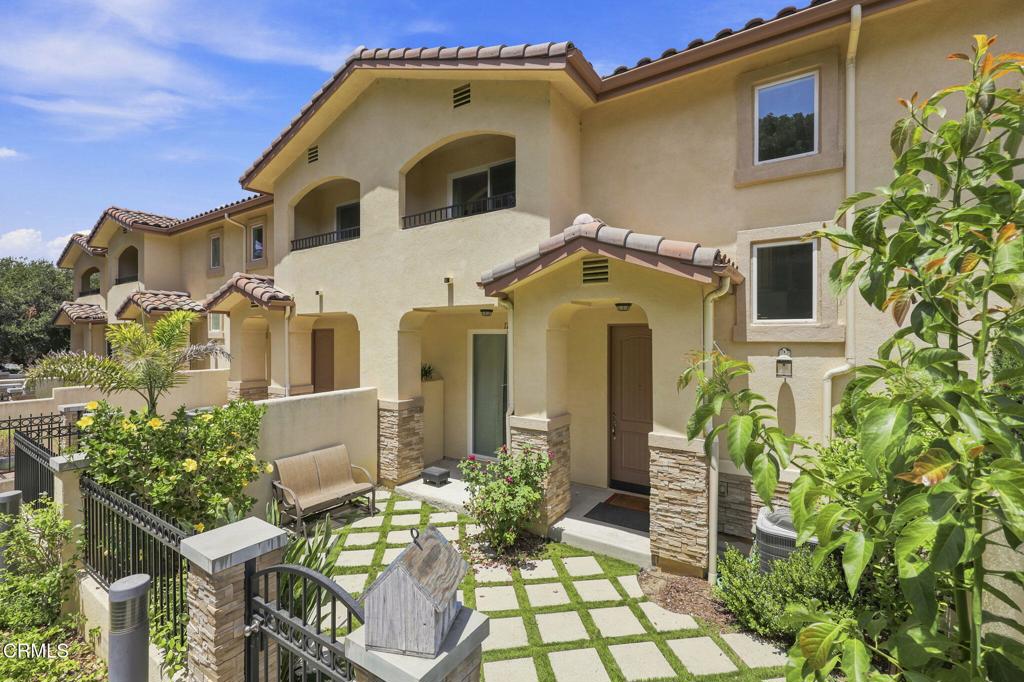1218 Vista Heights Court