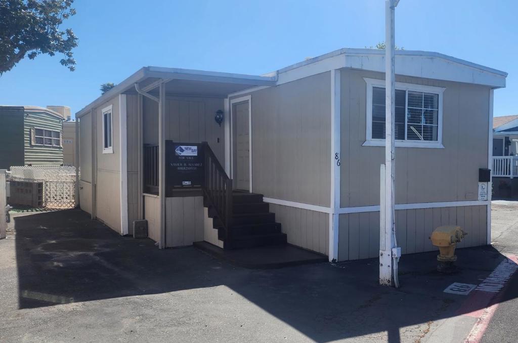 3499 E Bayshore Road 86