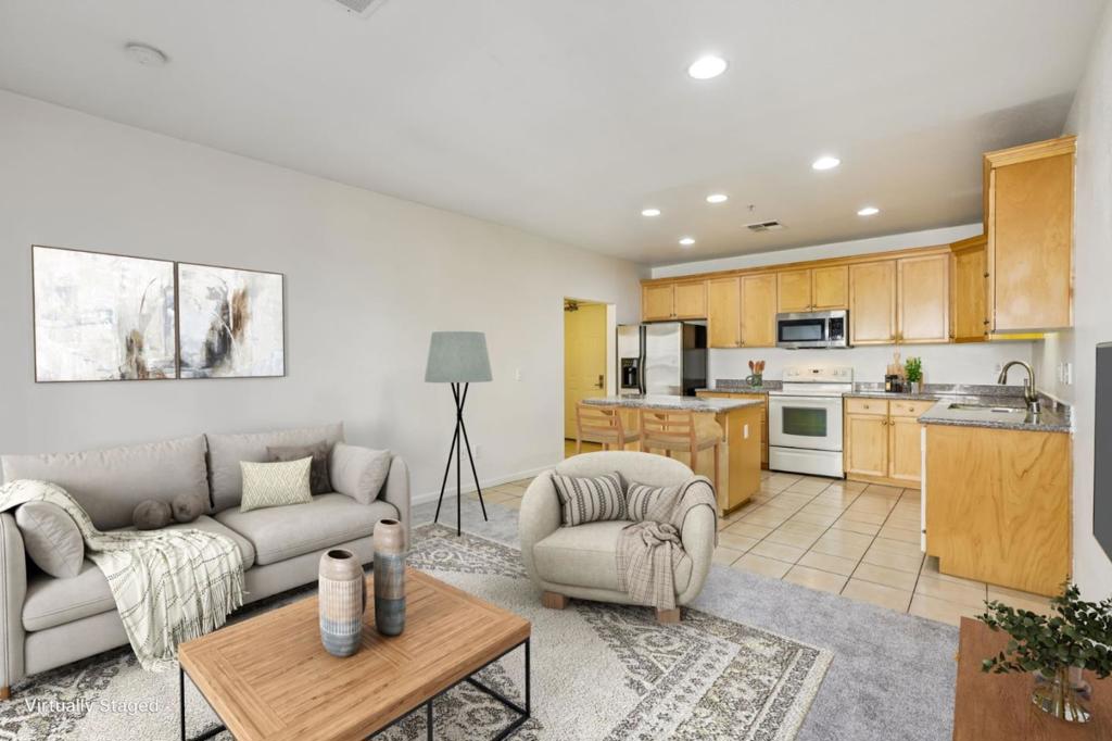 88 N Jackson Avenue 210