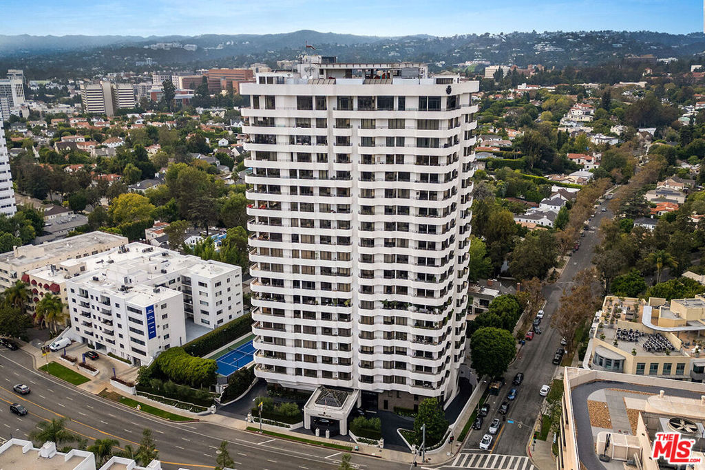 10601 Wilshire Boulevard 702