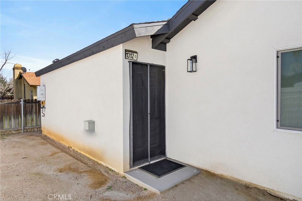 1312 Live Oak Court 2