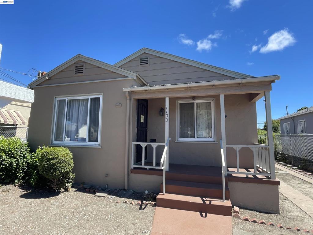 1100 101St Ave