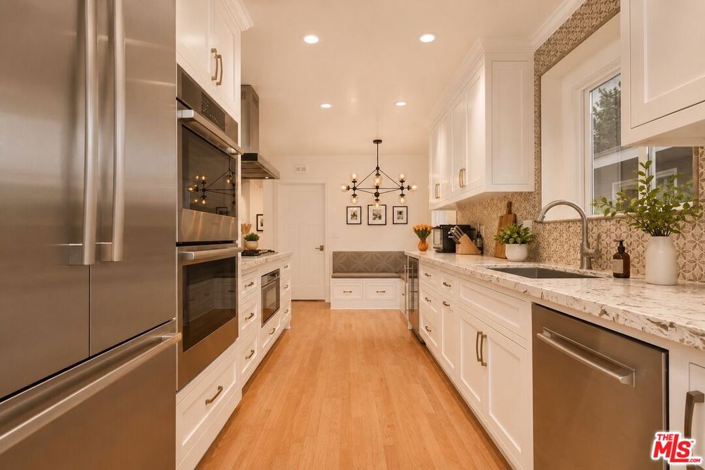 13143 Valleyheart Drive
