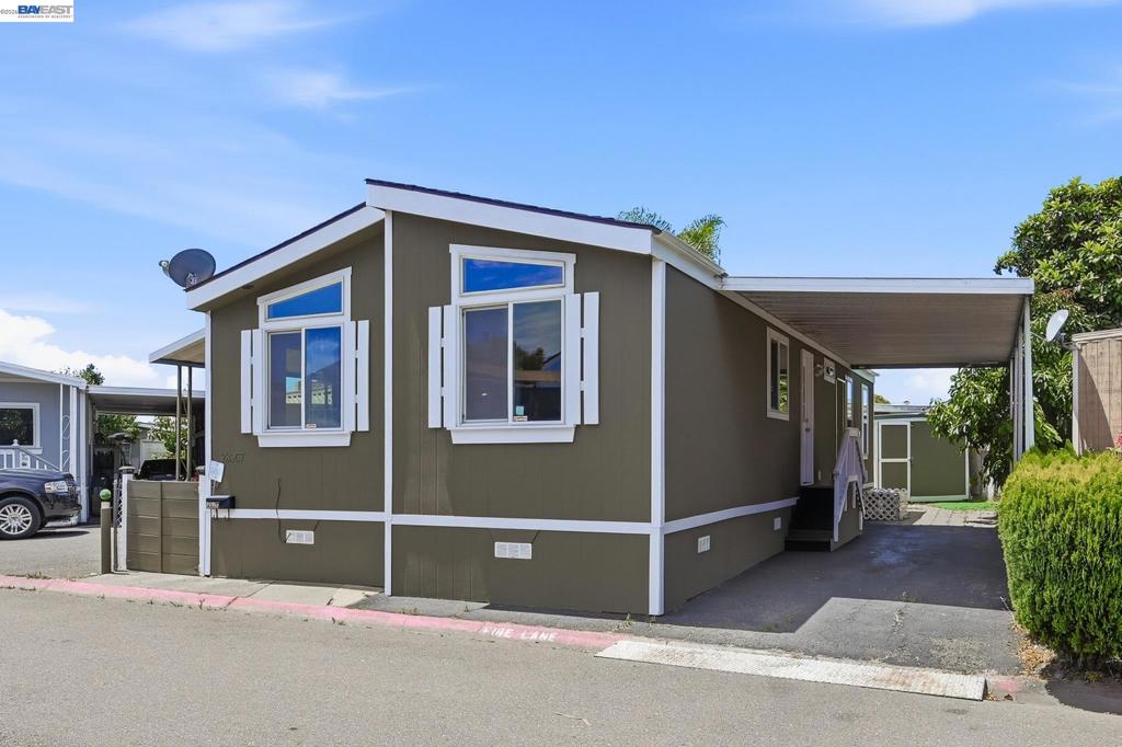 28957 Venus St