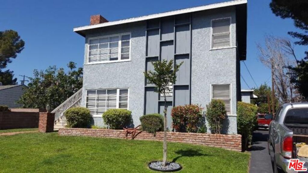 5029 CARTWRIGHT Avenue 5029 1/2